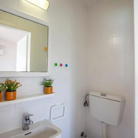 Kanonika Homes Captain's Feriehus *